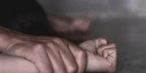 ضبط أب هتك عرض ابنته والقبض على جد ووالدة طفلة متوفاة في المنوفية