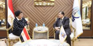 "تكامل القضاء الدستوري والإدارة المحلية في تحقيق التنمية".. ندوة تثقيفية بجامعة قنا