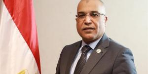 رئيس نقابة البترول يهنئ السيسي والقوات المسلحة بذكرى تحرير سيناء الـ44