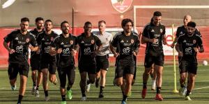 شبانة ضاحكا: وليد الفراج "بيتلكك" عشان يشكر الأهلي