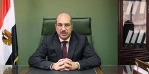 رئيس برلمانية الشعب الجمهوري بـ"الشيوخ" يطالب بوقف الإعلانات والتطبيقات المخالفة