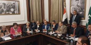 بيت الخبرة الوفدى والهيئتان البرلمانيتان بمجلسى النواب والشيوخ تقدم روشتة لعلاج أزمات القضايا الأسرية