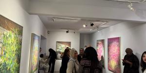 رانيا أبو العزم من افتتاح معرضها نبض خفى: أبحث عن الجمال فى أدق التفاصيل