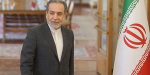 إعلام إيراني: وصول عراقجي إلى روسيا للقاء بوتن