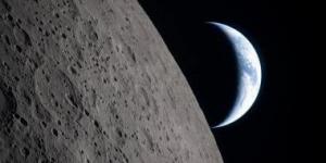 هل نعيش على القمر قريبا؟.. خبير يحدد موعد أول استيطان بشري