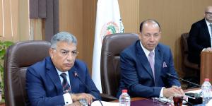 مجلس جامعة المنصورة يناقش تطوير التخصصات وربطها بسوق العمل بحضور محافظ الدقهلية