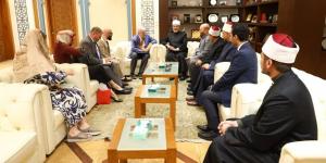 المفتي يستقبل القائم بأعمال السفارة الأمريكية بالقاهرة لتعزيز التعاون المشترك