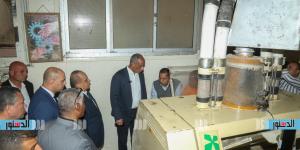 محافظ كفرالشيخ يتفقد مطحن سلندرات لإنتاج الدقيق التمويني