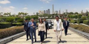 جولة لوزيرة الثقافة بمدينة الفنون في العاصمة الإداريّة الجديدة