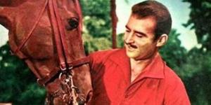 أحمد مظهر.. حكاية "الفارس" الذي فتحت له رواية يوسف السباعي بوابة النجومية