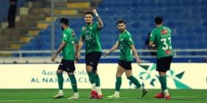 النجمة ضد الحزم.. تعادل مثير 2-2 في شوط أول حافل بالدوري السعودي