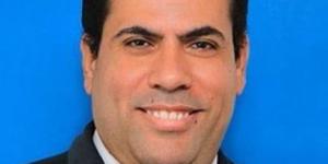 حسين عبد البصير يكتب: كفافيس يعود إلى أثينا.. تمثال للشاعر بقلب المدينة