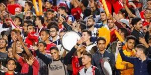 الشرطي الأمريكي إيريك هاتسون: أحب مصر وأتمنى الرقص مع الجماهير المصرية