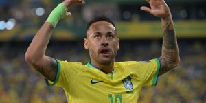 "أول لاعب يعمل عن بُعد".. رئيس البرازيل يسخر من نيمار بسبب الإصابة