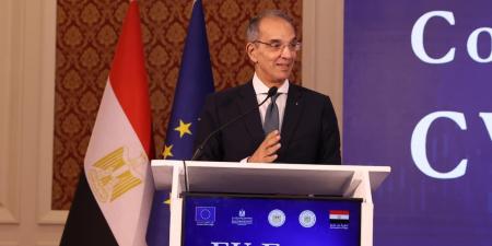 وزير
      الاتصالات
      يعلن
      تنفيذ
      عدد
      من
      المشروعات
      لتوظيف
      التكنولوجيا
      فى
      إدارة
      الموارد
      المائية