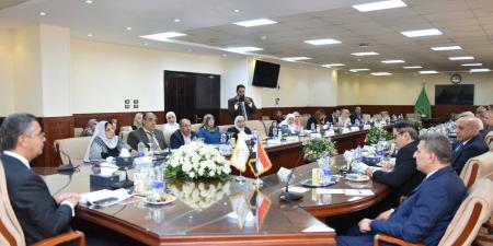 الأمن
      الغذائي
      أولوية
      استراتيجية
      للدولة..تفاصيل
      اجتماع
      وزير
      التموين
      مع
      هيئة
      السلع
      التموينية