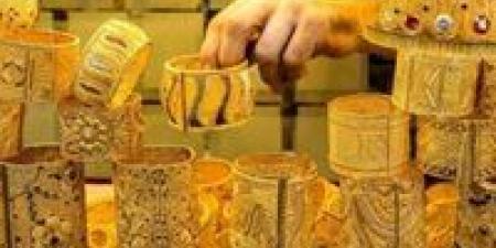 1660
      جنيهًا
      زيادة
      في
      أسعار
      الذهب
      منذ
      بداية
      العام…
      والمعدن
      يواصل
      مكاسبه
      للأسبوع
      الثامن
      عالميًا