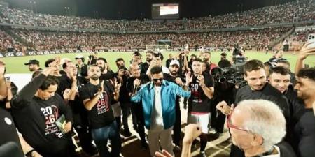أحمد
      سعد
      يشارك
      صورا
      جديدة
      من
      حفل
      تأهل
      المنتخب