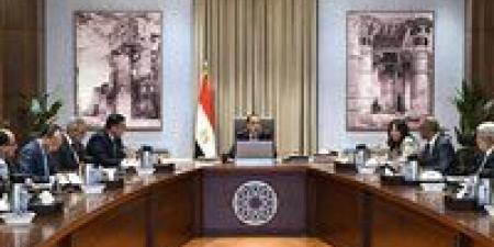 رئيس
      الوزراء
      يتابع
      موقف
      تنفيذ
      وتشغيل
      محطات
      تحلية
      المياه
      في
      شمال
      سيناء