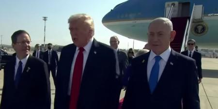 عاجل|الرئيس
      الأمريكي
      دونالد
      ترامب
      يصل
      إلى
      إسرائيل|صور