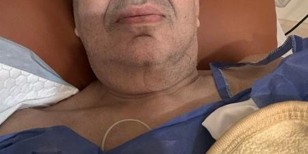 نقل
      الفنان
      محمد
      التاجي
      للمستشفى
      بعد
      تعرضه
      لوعكة
      صحية