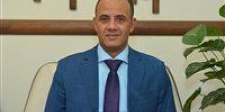 سامح
      السيد
      يقدم
      أوراق
      ترشحه
      لانتخابات
      النواب
      عن
      إمبابة
      والمنيرة