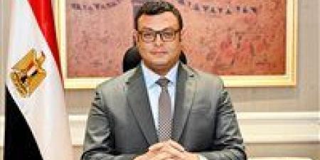 وزير
      الإسكان
      يصدر
      12
      قرارًا
      لإزالة
      التعديات
      ومخالفات
      البناء
      في
      عدد
      من
      المدن