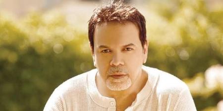 أعظم
      أصوات
      مصر..
      تبادل
      الإشادات
      بين
      تامر
      حسني
      وخالد
      حجاج