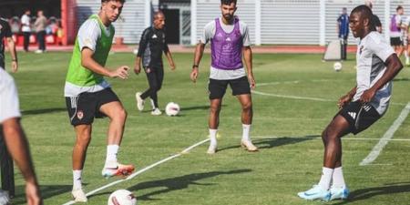 الأهلي
      يخوض
      مرانه
      الأول
      في
      بوروندي
      اليوم