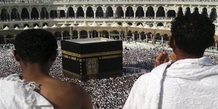 شروط
      الشركات
      المنظمة
      للحج
      السياحي
      1447هـ
      وآلية
      اختيار
      الفائزين
      بالقرعة