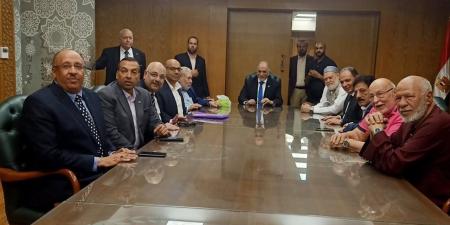 "الطرق
      الصوفية":
      مولد
      السيد
      البدوي
      شعيرة
      مشروعة..
      والجدل
      حوله
      مفتعل
      بحثًا
      عن
      الترند