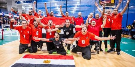 عماد
      رمضان
      بعد
      التتويج
      بكأس
      العالم
      للطائرة
      البارالمبية:
      “التمكين
      مش
      شعار..
      وهو
      طريق
      البطولات
      الحقيقية”
      (حوار
      )