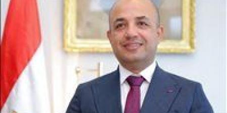 الكابتن
      إسماعيل
      موسى:
      الرئيس
      بعث
      رسائل
      طمأنة
      للمصريين
      في
      ظل
      التحديات
      الراهنة