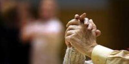 النساء
      يتقدّمن
      في
      العمر
      أسرع
      داخل
      الدماغ..
      والسبب
      مفاجئ!