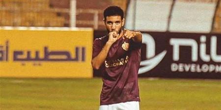 هل
      منع
      سيراميكا
      كليوباترا
      أحمد
      القندوسي
      من
      الانتقال
      إلى
      الزمالك؟..
      البطاوي
      يرد
