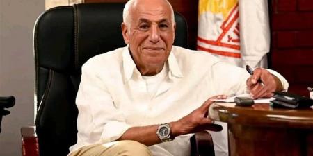 خالد
      الغندور:
      حسين
      لبيب
      هو
      من
      سيختار
      مدرب
      الزمالك
      المساعد
      خلفًا
      لحازم
      إمام