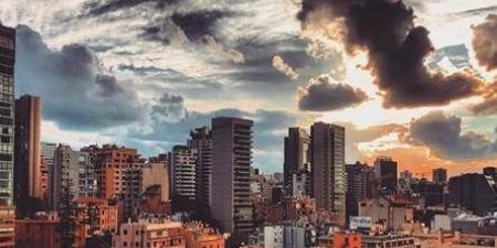 هل
      ينتظر
      لبنان
      منخفضًا
      جويًا
      أم
      "بين
      تشرين
      وتشرين
      صيف
      تاني"؟