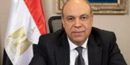طرح
      11
      مطارًا
      مصريًا
      أمام
      الشركات
      العالمية
      للاستثمار
      والإدارة