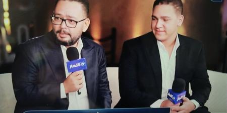 أحمد
      رزق
      يكشف
      سر
      قلة
      أعماله..
      ونجله
      يؤكد:
      عايز
      أنجح
      في
      السينما
      بدون
      واسطة