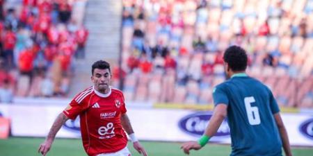 المارد
      في
      الصدارة:
      أحمد
      سيد
      زيزو
      يقود
      الأهلي
      للفوز
      على
      الاتحاد
      السكندري
      (1/2)
      في
      الدوري
      الممتاز