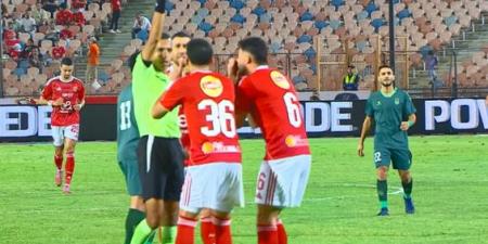 الدوري
      المصري
      الممتاز:
      أحمد
      نبيل
      كوكا
      مدافع
      الأهلي
      يجصل
      على
      البطاقة
      الحمراء
      في
      الدقيقة
      78