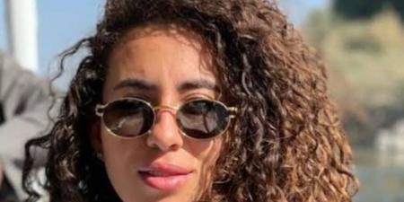 منة
      القيعي:
      أغاني
      الدراما
      لها
      سحر
      خاص
      يختلف
      عن
      الألبومات