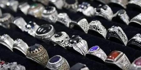 أسعار
      الفضة
      في
      الغربية
      اليوم
      الجمعة
      24
      أكتوبر
      2025
