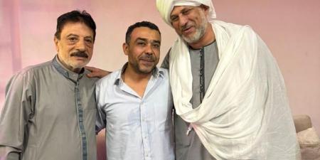 بحضور
      القصبى
      والإدريسى..
      الطرق
      الصوفية
      تحتفل
      بمولد
      العارف
      بالله
      "يونس
      الشيبانى"
      (صور)