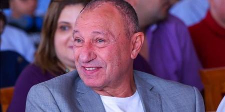 محمود
      الخطيب:
      المشاركة
      في
      انتخابات
      الأهلي
      واجب
      على
      كل
      عضو
      تجاه
      ناديه
      وتاريخه