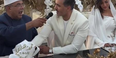 هايدي
      موسى
      تحتفل
      بعقد
      قرانها..
      والمشاهير
      تهنئها