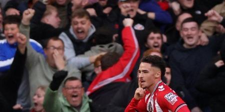 سندرلاند
      يصعد
      لوصافة
      الدوري
      الإنجليزي
      الممتاز
      بالفوز
      على
      تشيلسي..
      ونيوكاسل
      يونايتد
      يفوز
      على
      فولهام
      بثنائية