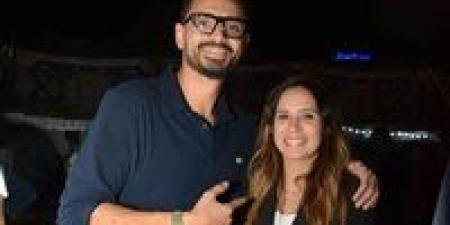 مطيع
      يشكر
      أعضاء
      نادي
      الزهور
      بعد
      فوز
      زوجته
      آية
      شريف
      في
      الانتخابات