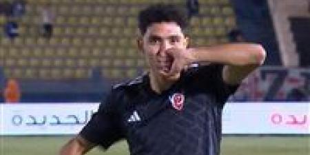 توفيق
      محمد:
      تشبيهي
      بمعلول
      أسطورة
      الأهلي
      "نقطة
      مميزة"
      في
      مسيرتي..
      وأتمنى
      اللعب
      للثلاثي
      الكبار