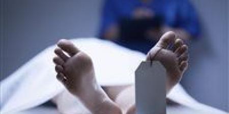 شاب
      يقتل
      شقيقته
      ويصيب
      والدته
      في
      النزهة
      بسبب
      الهلاوس
      المخدرة